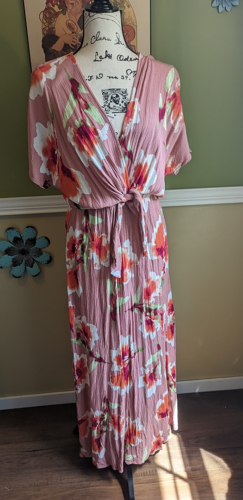 Crescent maxi dress